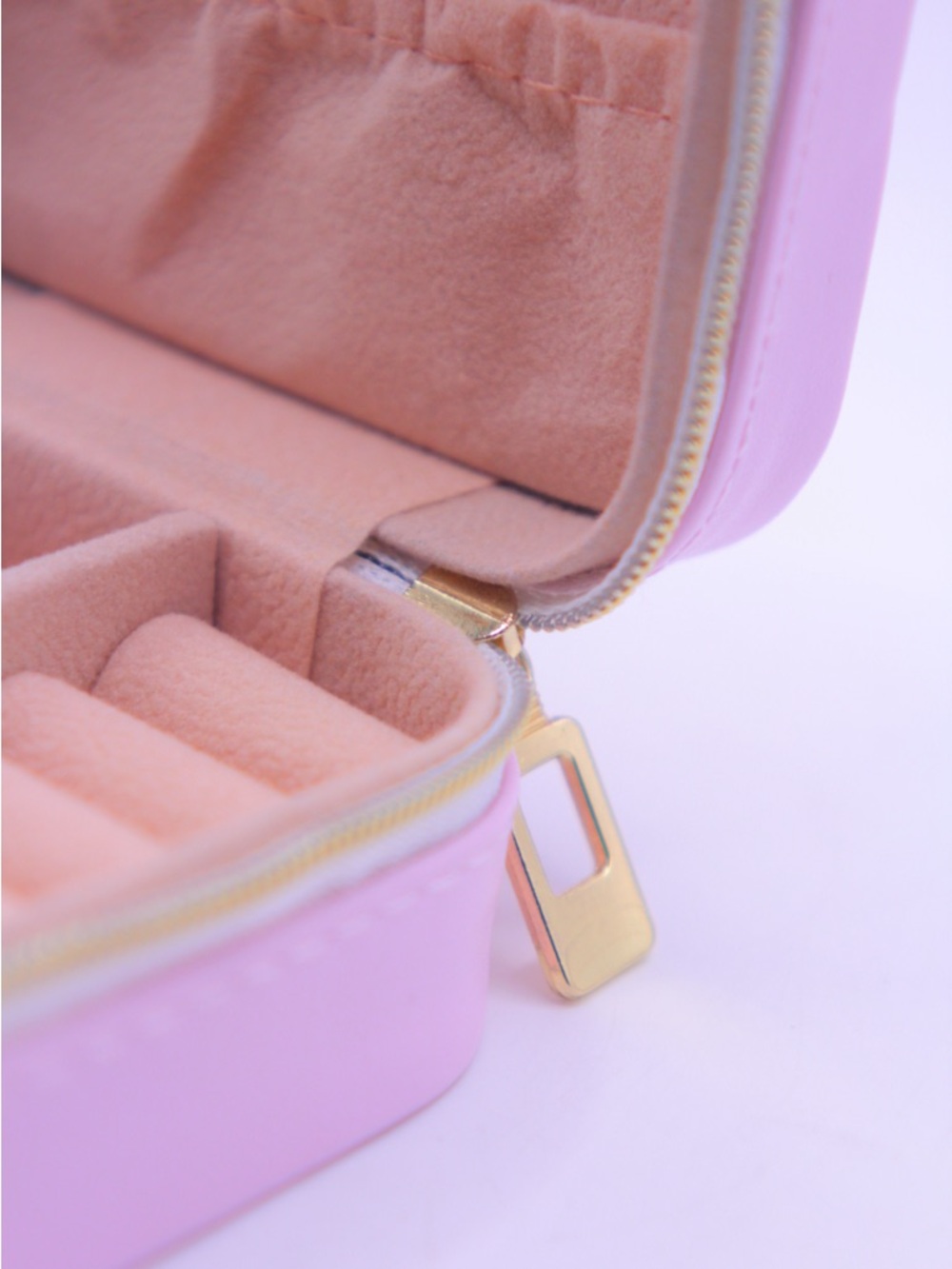 Pink travel size Jewelry Box with Crystal 'S' initial - Picture 5 of 5